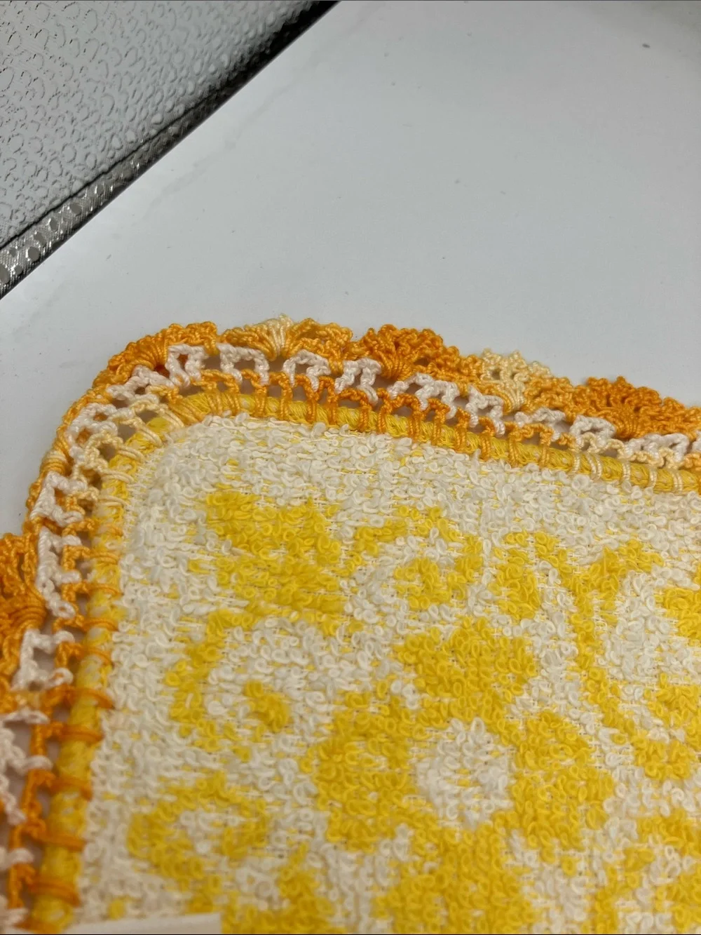 St. Mary’s Vintage Crochet-Trim Yellow Floral Wash Cloth - Soft Terry